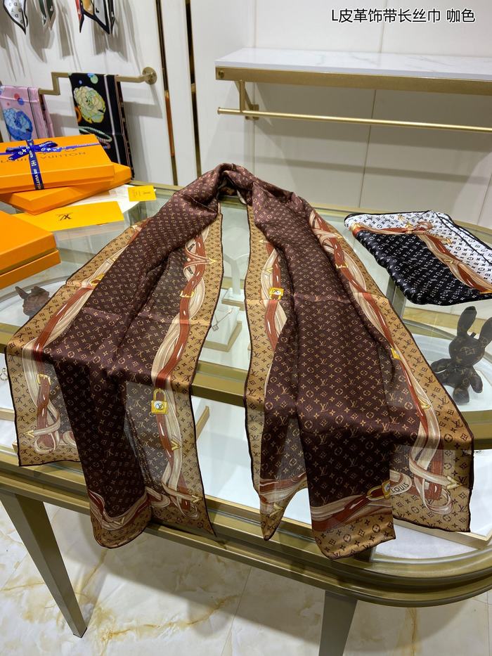 Louis Vuitton Scarf LVS00023